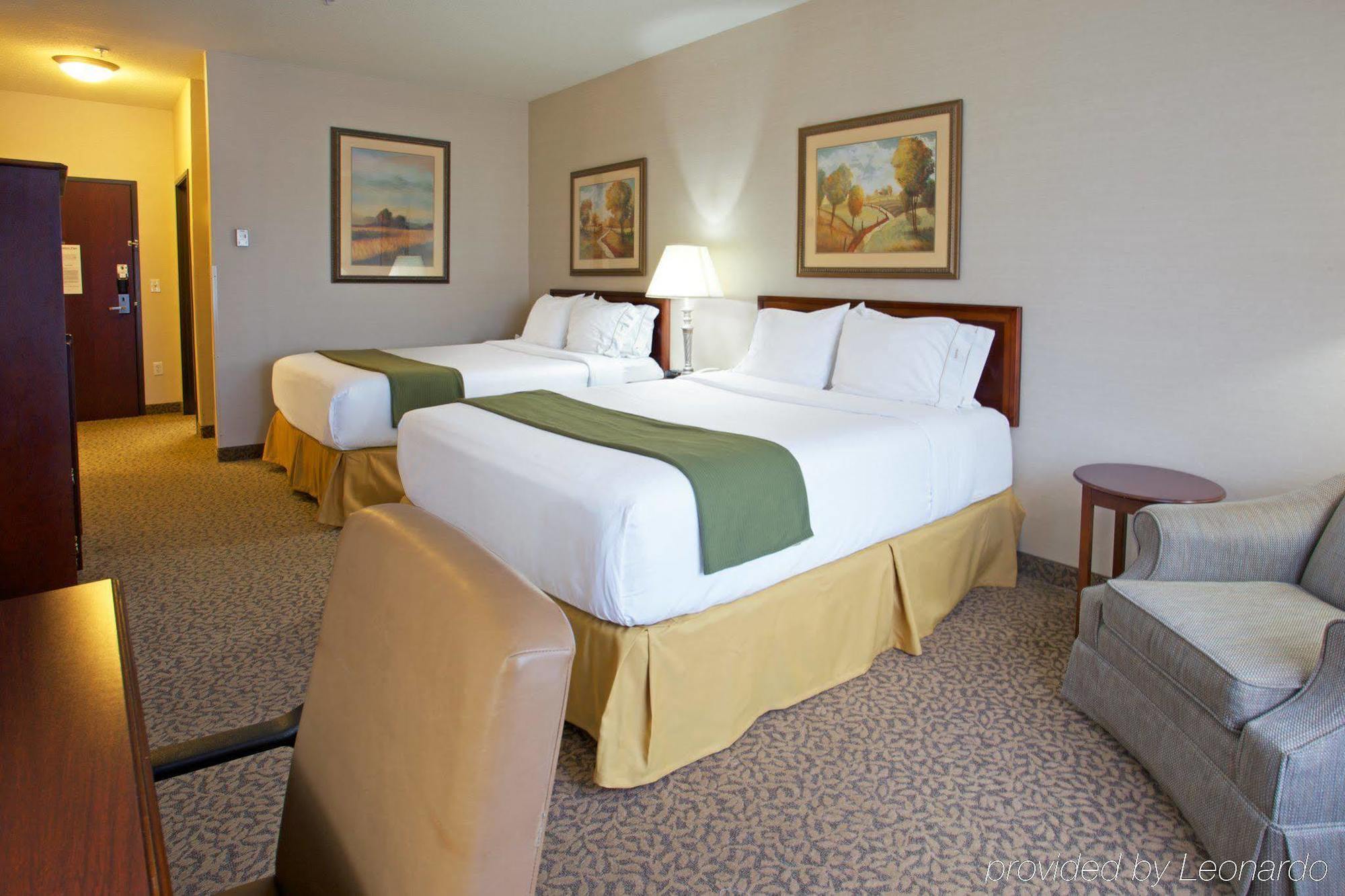 Holiday Inn Express Hotel And Suites Conroe By Ihg Номер фото