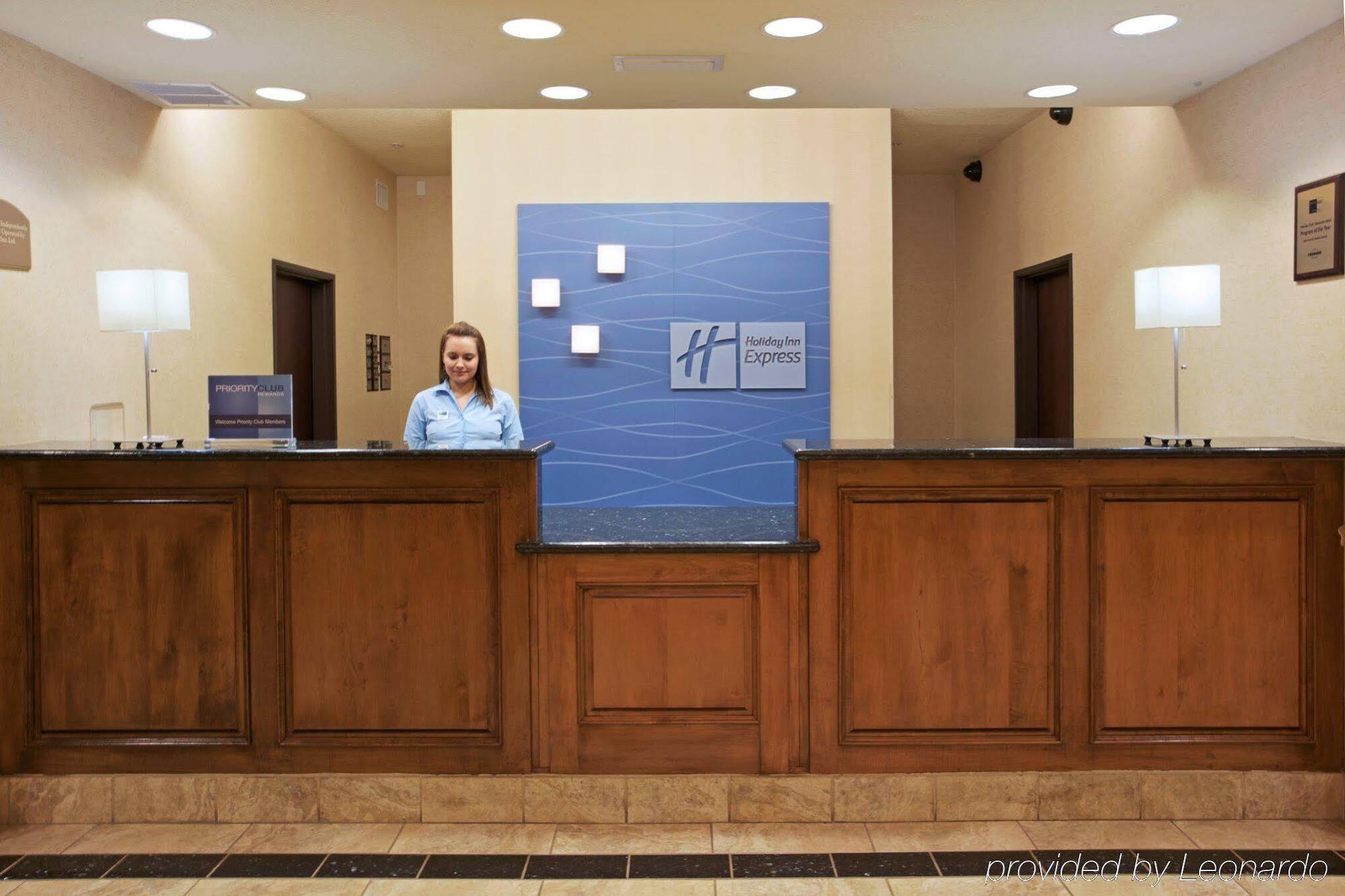 Holiday Inn Express Hotel And Suites Conroe By Ihg Екстер'єр фото