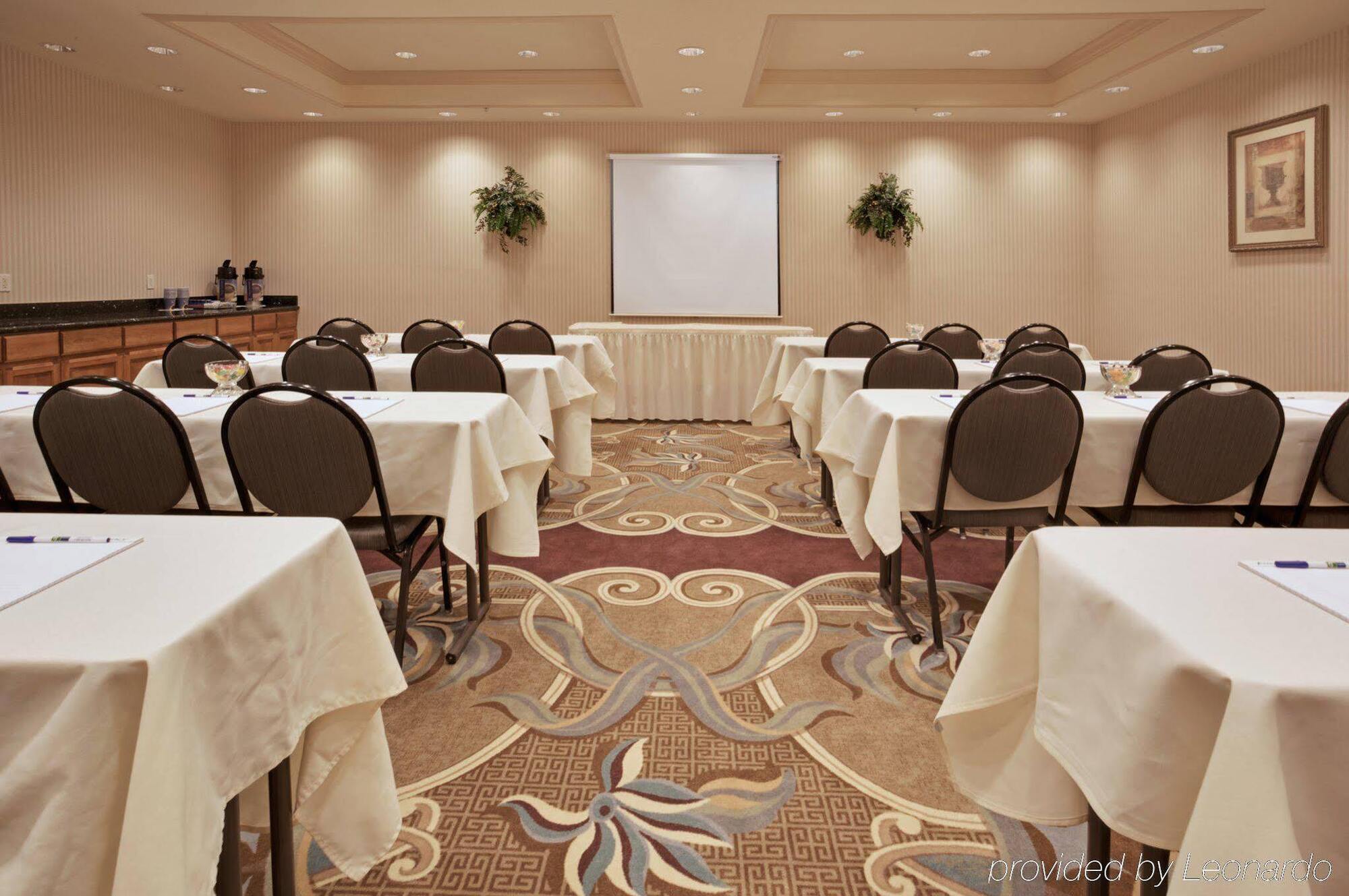 Holiday Inn Express Hotel And Suites Conroe By Ihg Екстер'єр фото