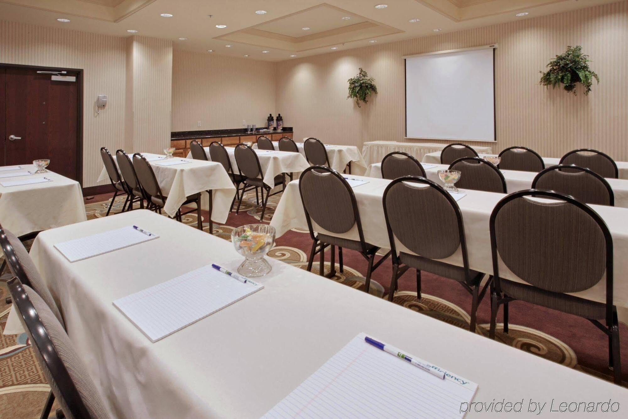 Holiday Inn Express Hotel And Suites Conroe By Ihg Екстер'єр фото