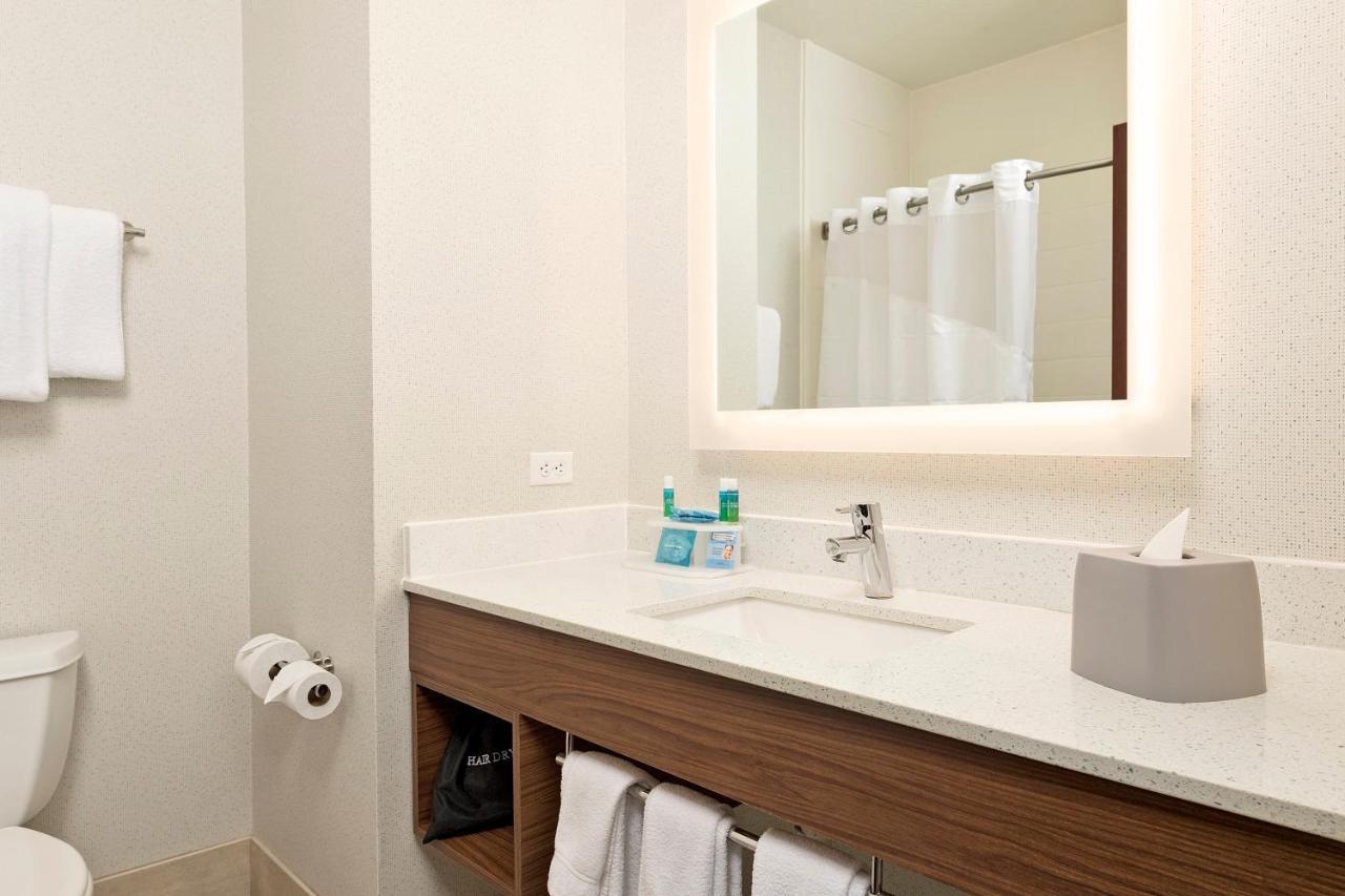Holiday Inn Express Hotel And Suites Conroe By Ihg Екстер'єр фото